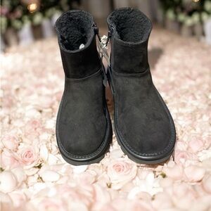 Boots Women's Black Suede Ankle Boots